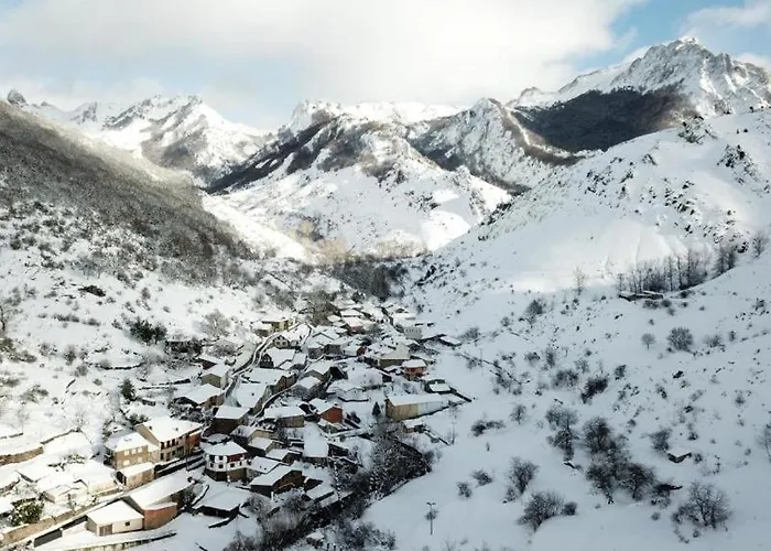 La Casina Del Rio Дом отдыха *